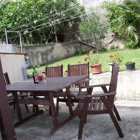 Guesthouse Natalija Pula Exterior foto